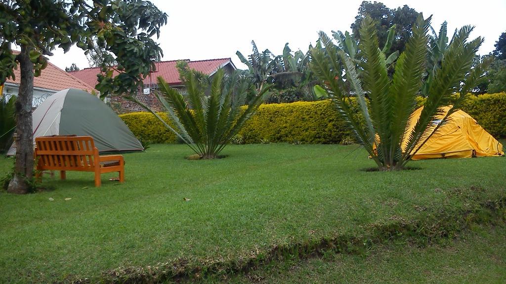 Maasai Villa Backpackers Home Fort Portal ภายนอก รูปภาพ